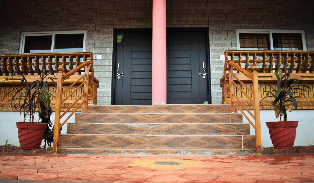 Viraz Valley โกการ์นา ภายนอก รูปภาพ