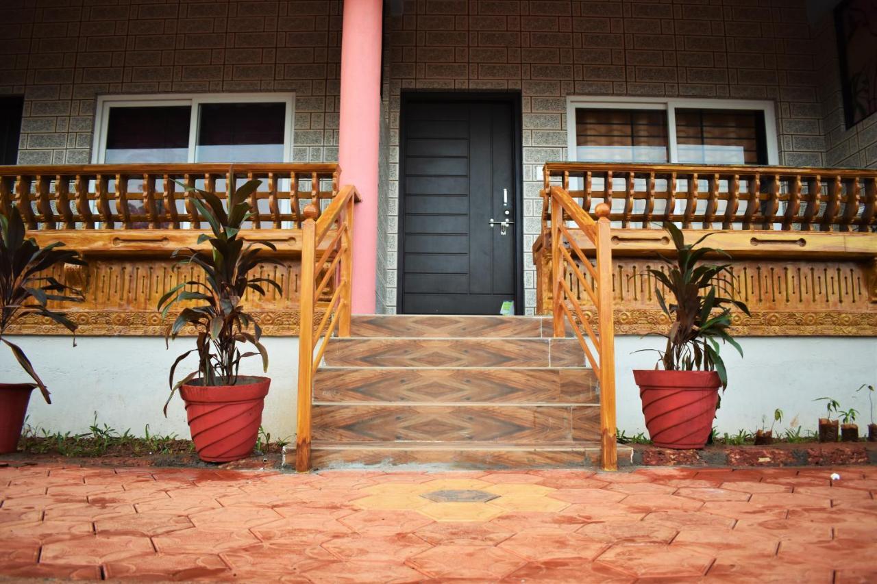 Viraz Valley โกการ์นา ภายนอก รูปภาพ